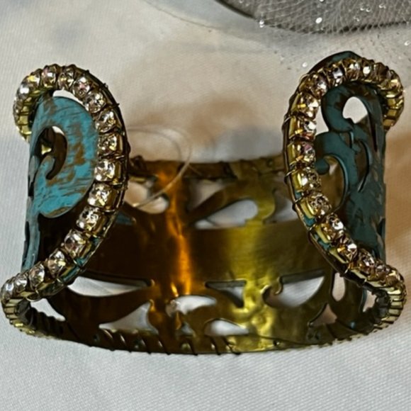 COPY - Hide Your Crazy Turquois and Mixed Metals Cuff Bracelet. - Picture 2 of 2